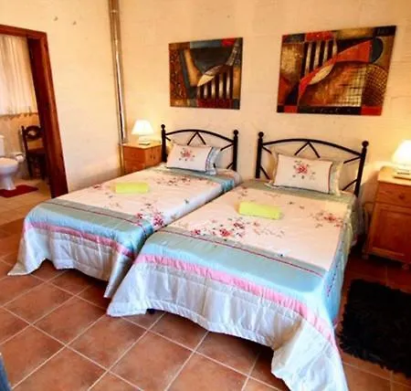 Ta' Bejza Holiday Farmhouse With Private Pool Pensiune agroturistice
